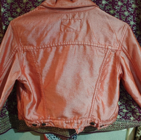 Beautiful jacket - Picture 2 of 3